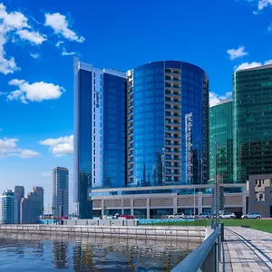 מלון Radisson Blu Hotel, Waterfront, דובאי