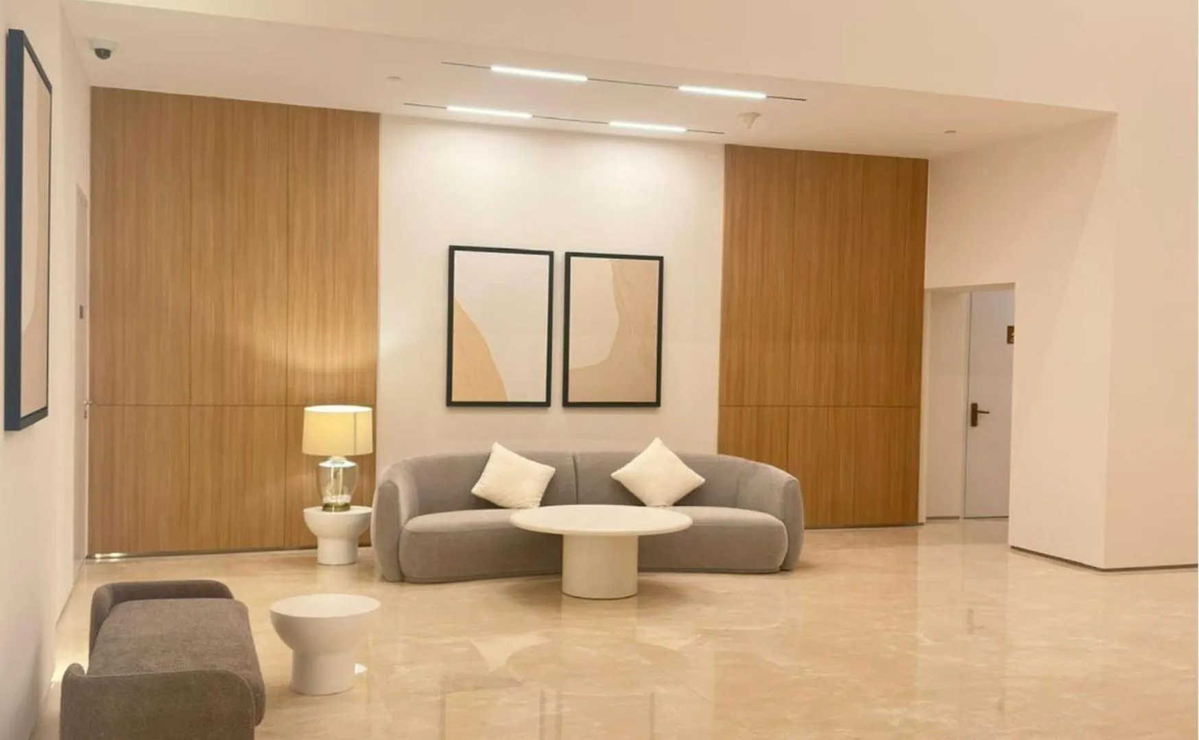 2Br Apartment Partial Burj Khalifa & Pool View In 29 Boulevard Dubai