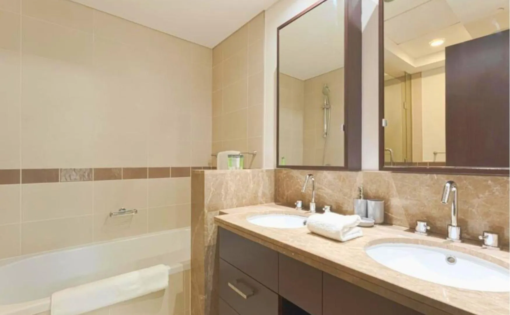 דובאי 2Br Apartment Partial Burj Khalifa & Pool View In 29 Boulevard איחוד האמירויות הערביות